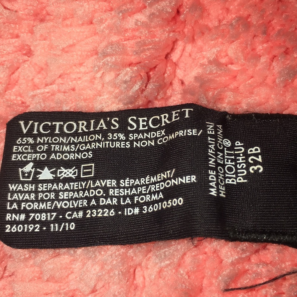 sale Victoria’s Secret Biofit Push-Up Bra - Picture 8 of 8
